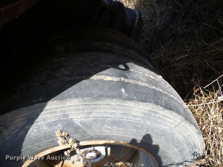 image for item DD1781 1997 drop deck equipment trailer