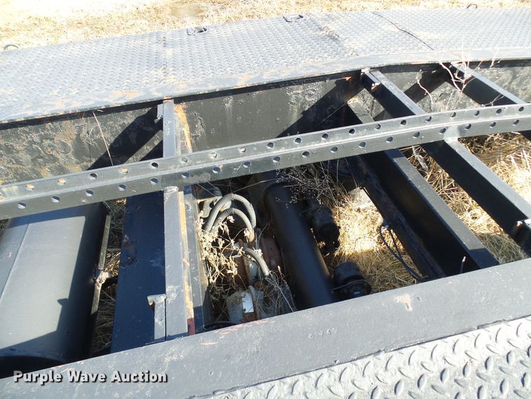 image for item DD1781 1997 drop deck equipment trailer