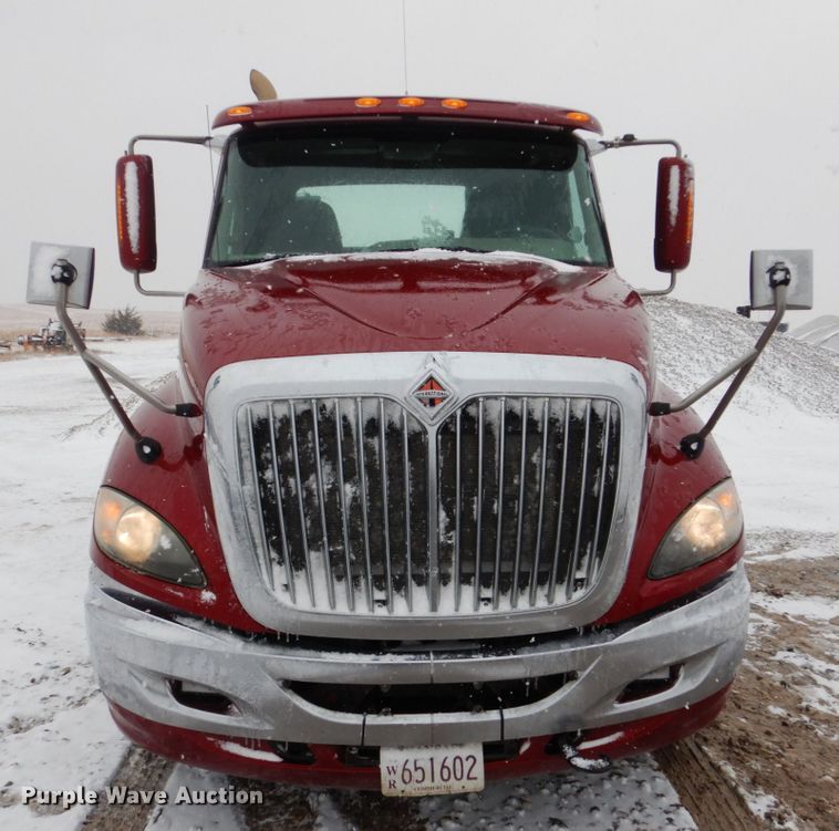 image for item DF7373 2010 International ProStar Eagle Premium semi truck