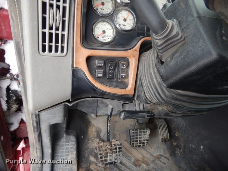 image for item DF7373 2010 International ProStar Eagle Premium semi truck