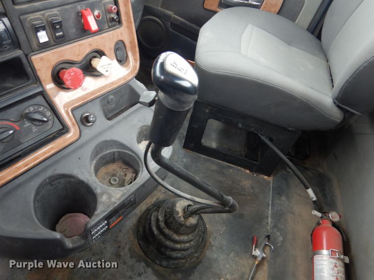 image for item DF7373 2010 International ProStar Eagle Premium semi truck