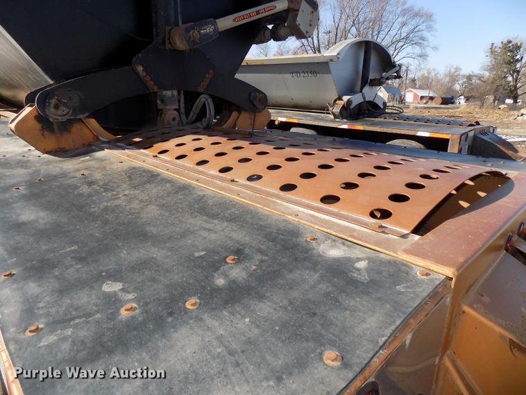 image for item DG2521 2017 Puma TD2350 side dump trailer