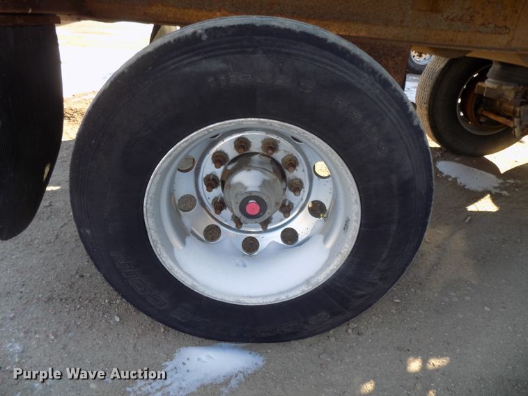 image for item DG2521 2017 Puma TD2350 side dump trailer