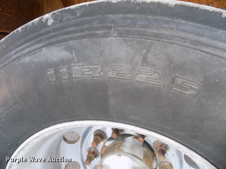 image for item DG2521 2017 Puma TD2350 side dump trailer