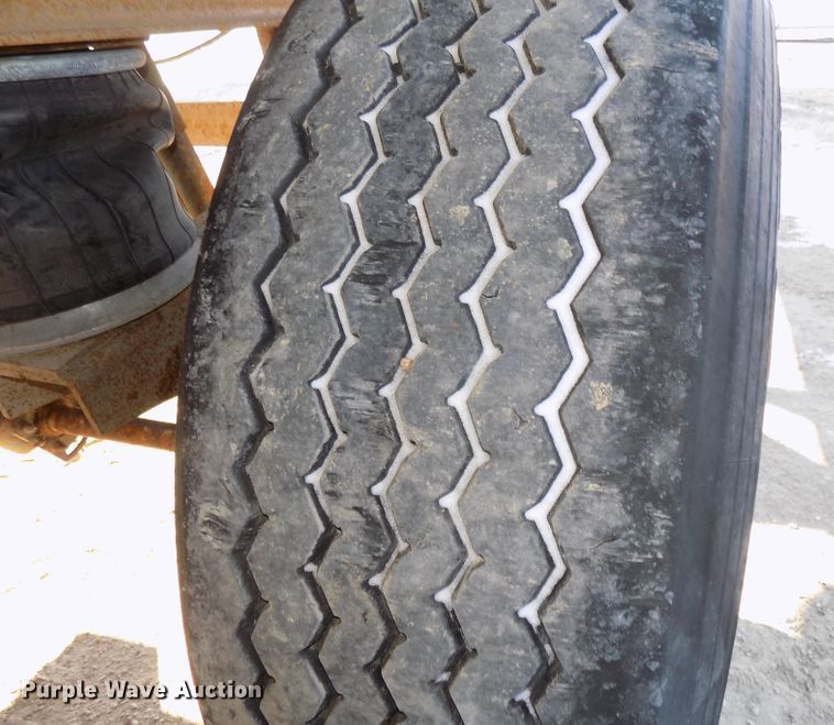 image for item DG2521 2017 Puma TD2350 side dump trailer