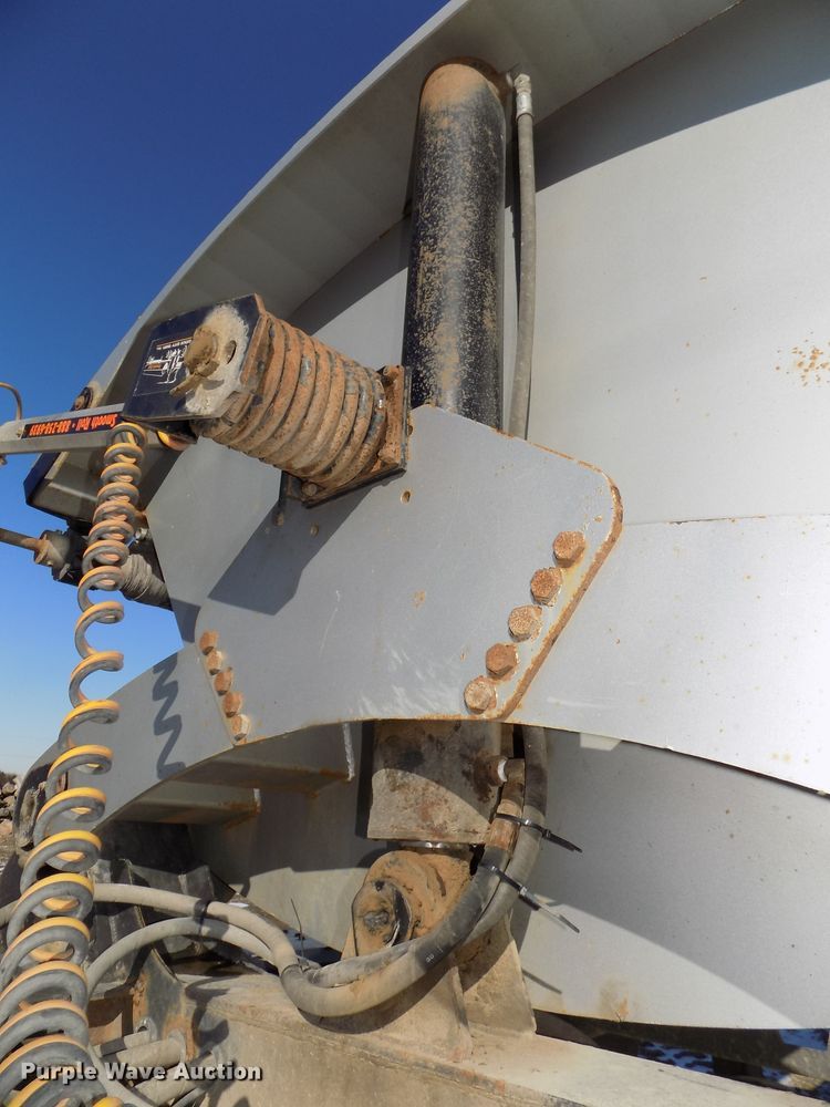 image for item DG2522 2017 Puma side dump trailer