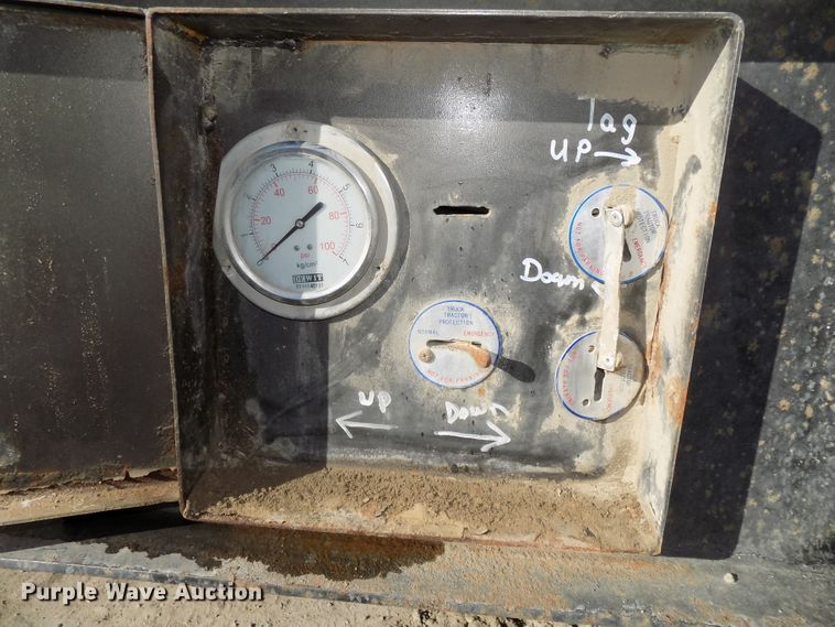 image for item DG2522 2017 Puma side dump trailer