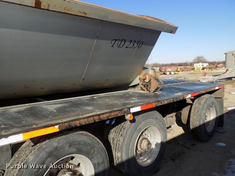 image for item DG2522 2017 Puma side dump trailer