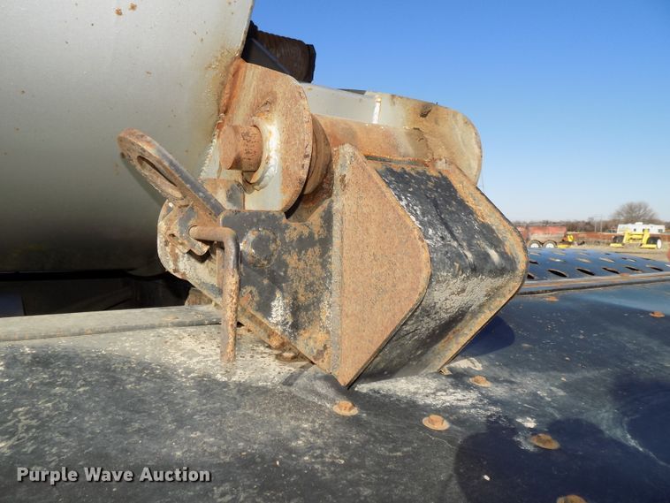 image for item DG2522 2017 Puma side dump trailer