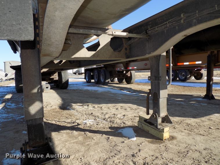 image for item DG2522 2017 Puma side dump trailer