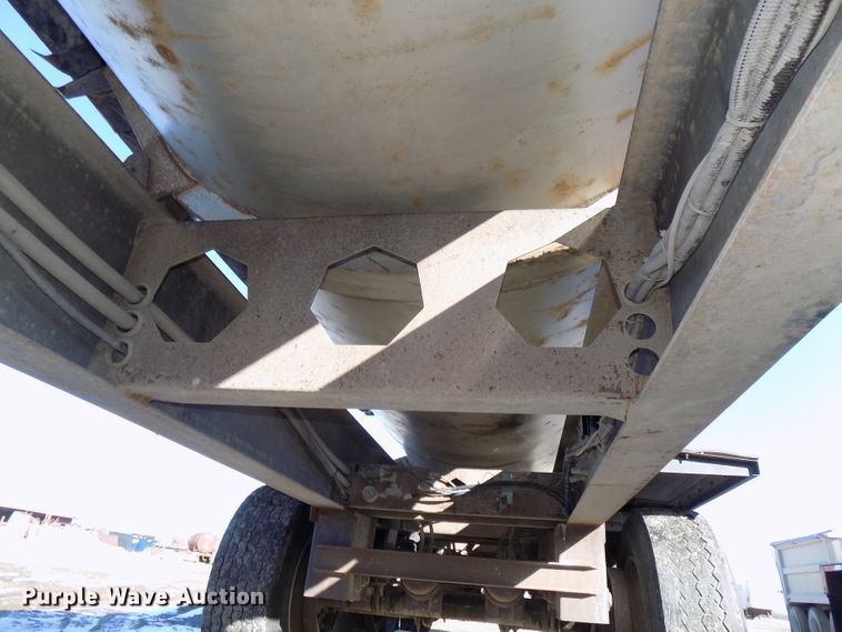 image for item DG2522 2017 Puma side dump trailer