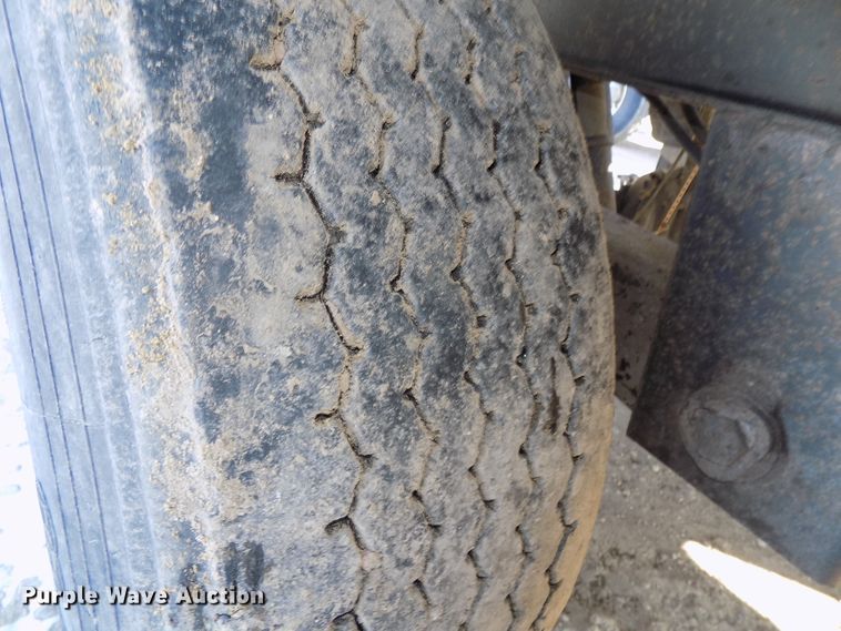 image for item DG2522 2017 Puma side dump trailer