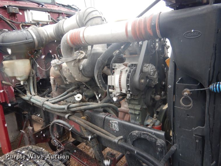 image for item DG5928 2001 Peterbilt 379 semi truck