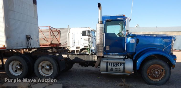 image for item DG5935 1980 Kenworth W900A semi truck