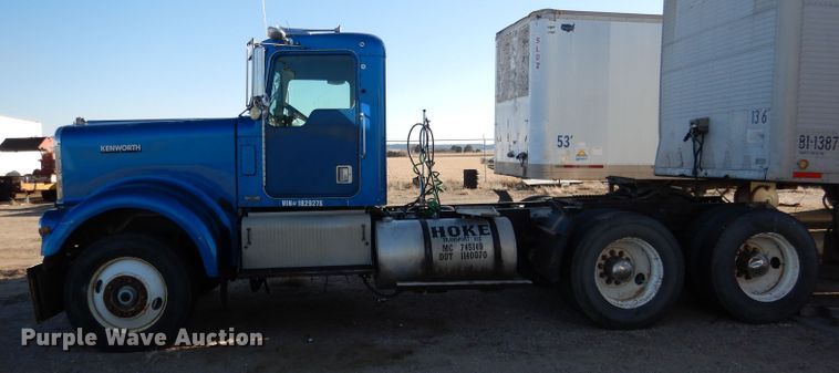 image for item DG5935 1980 Kenworth W900A semi truck