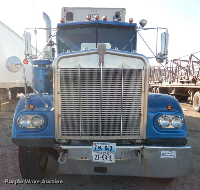 image for item DG5935 1980 Kenworth W900A semi truck