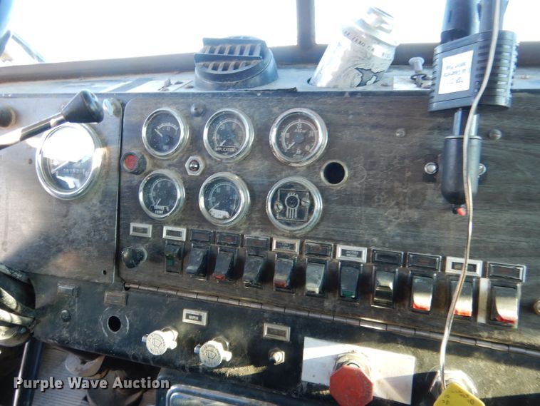 image for item DG5935 1980 Kenworth W900A semi truck