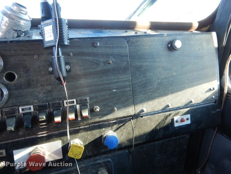 image for item DG5935 1980 Kenworth W900A semi truck