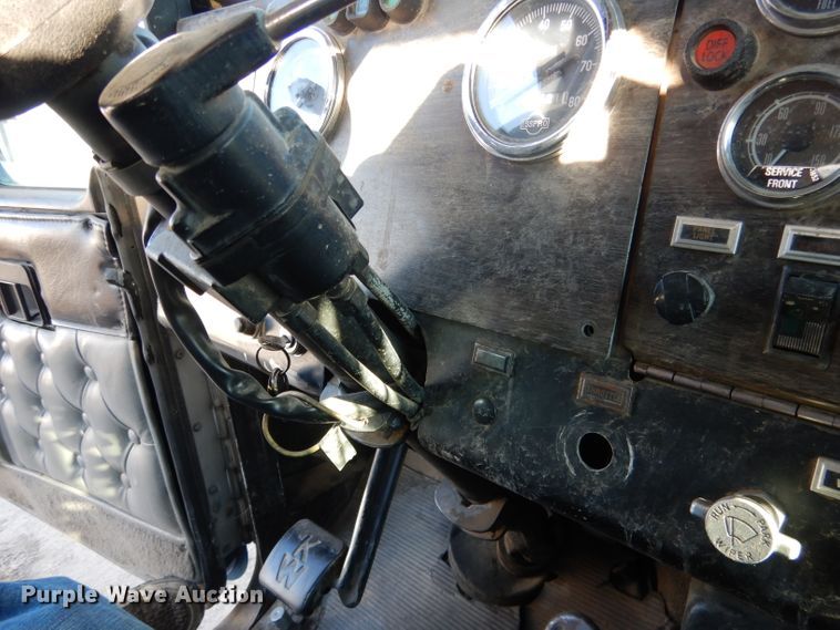 image for item DG5935 1980 Kenworth W900A semi truck