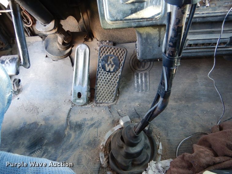 image for item DG5935 1980 Kenworth W900A semi truck