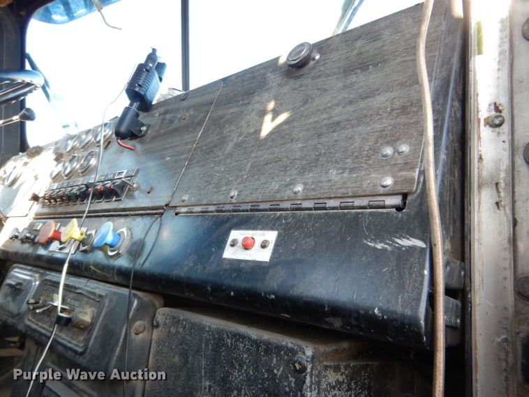 image for item DG5935 1980 Kenworth W900A semi truck