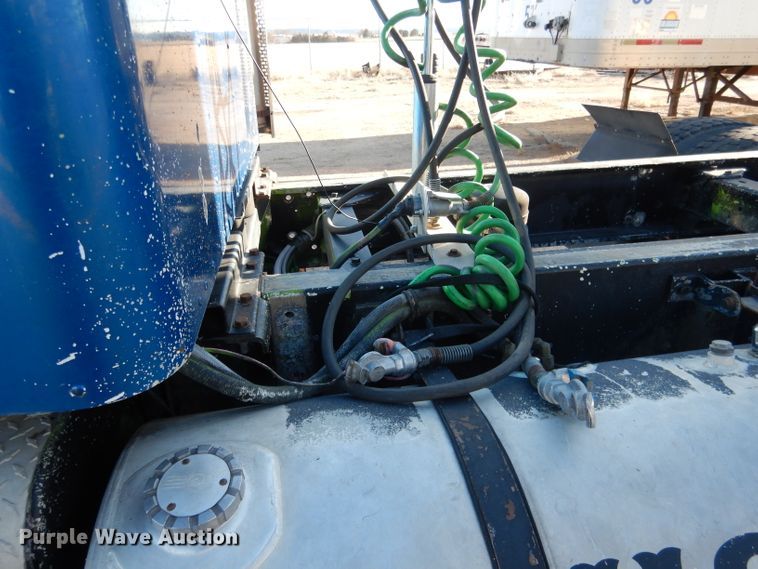 image for item DG5935 1980 Kenworth W900A semi truck