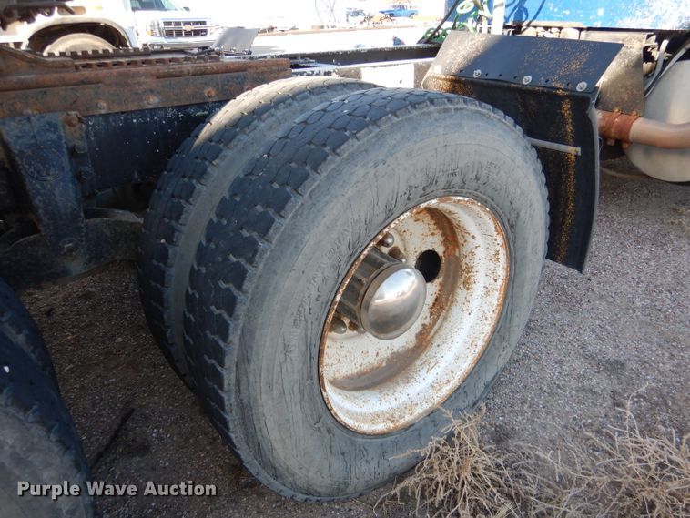 image for item DG5935 1980 Kenworth W900A semi truck