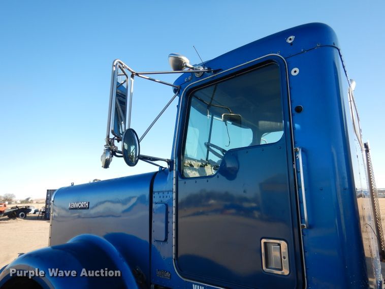 image for item DG5935 1980 Kenworth W900A semi truck