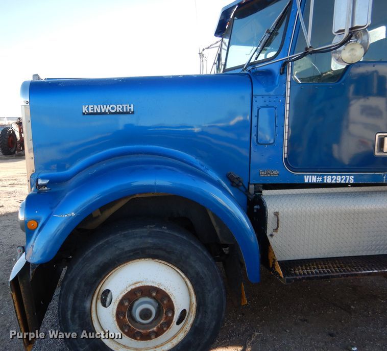 image for item DG5935 1980 Kenworth W900A semi truck