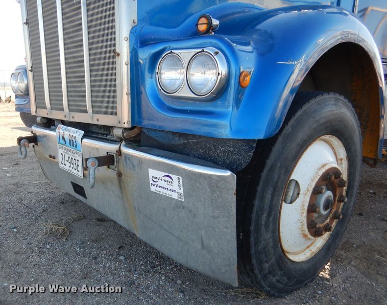 image for item DG5935 1980 Kenworth W900A semi truck