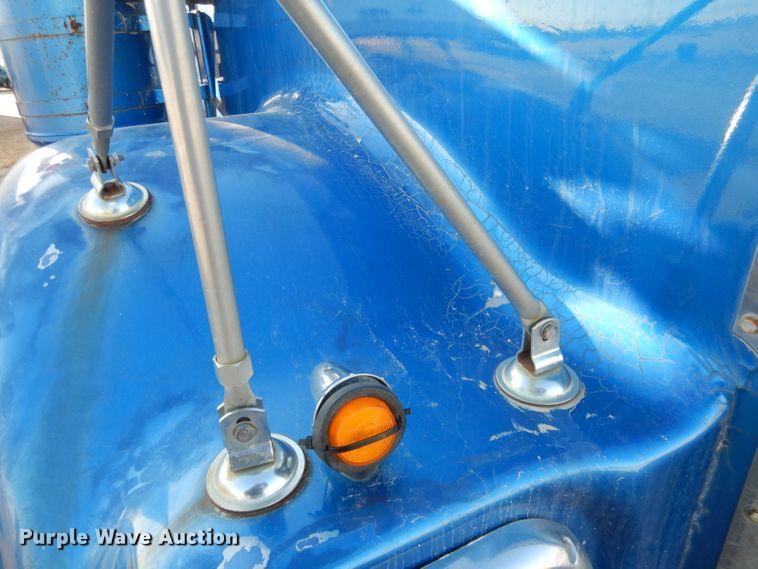 image for item DG5935 1980 Kenworth W900A semi truck