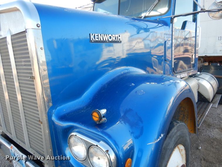 image for item DG5935 1980 Kenworth W900A semi truck