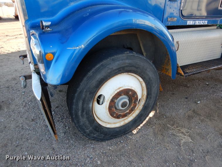 image for item DG5935 1980 Kenworth W900A semi truck