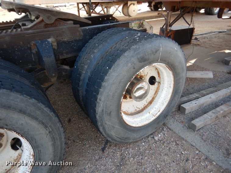 image for item DG5935 1980 Kenworth W900A semi truck