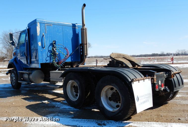 image for item DG6295 2007 Sterling LT9500 semi truck