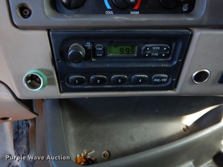 image for item DG6295 2007 Sterling LT9500 semi truck