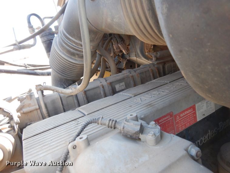 image for item DG6295 2007 Sterling LT9500 semi truck