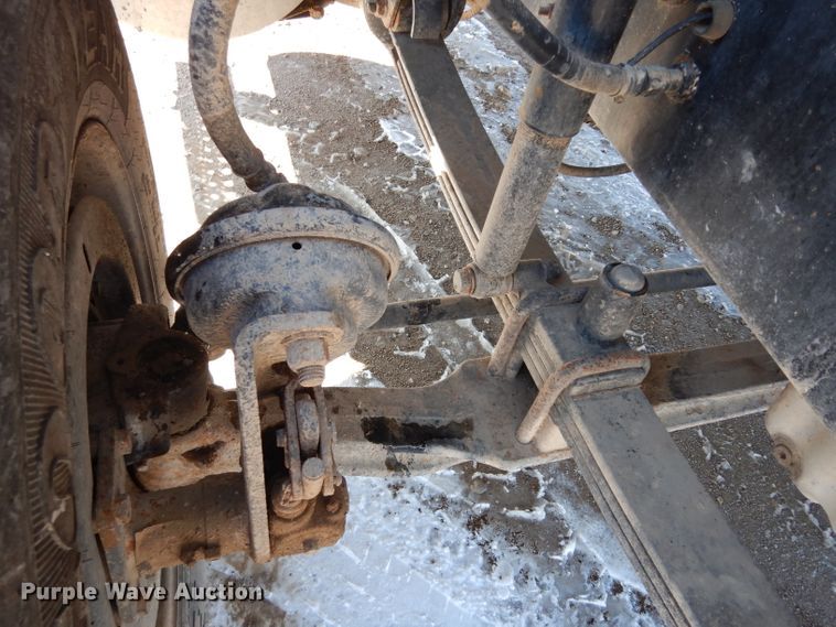 image for item DG6295 2007 Sterling LT9500 semi truck