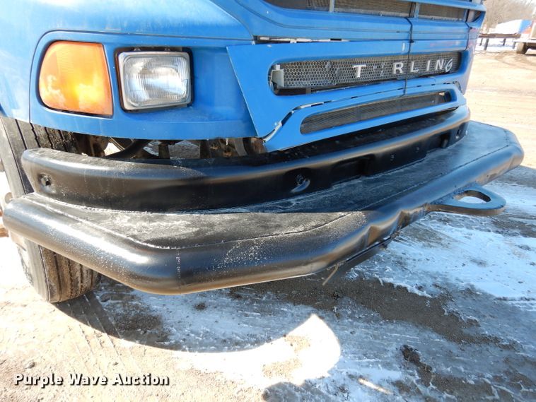 image for item DG6295 2007 Sterling LT9500 semi truck