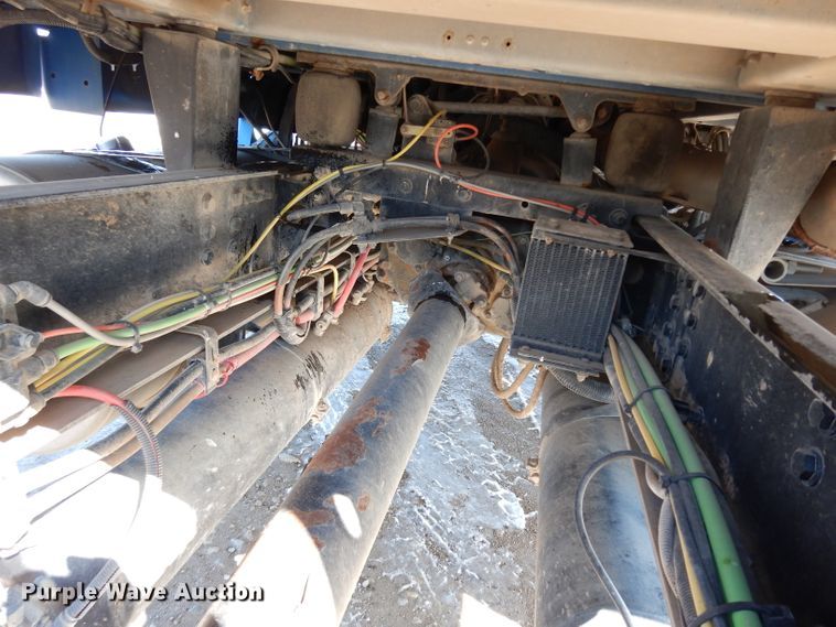 image for item DG6295 2007 Sterling LT9500 semi truck