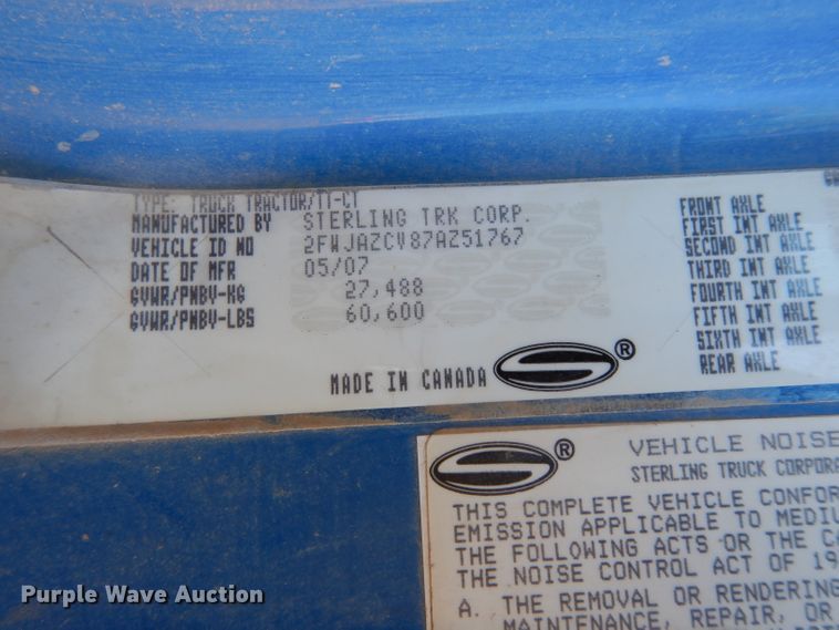 image for item DG6295 2007 Sterling LT9500 semi truck