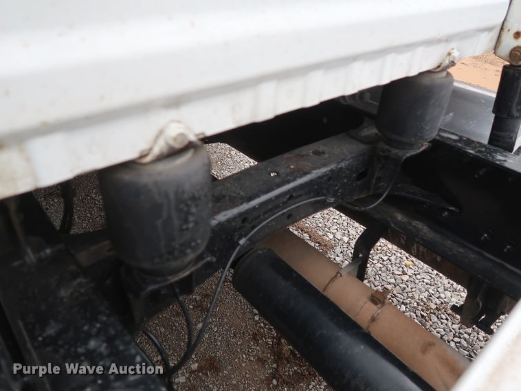 image for item DH0840 2014 Freightliner Cascadia 125 semi truck