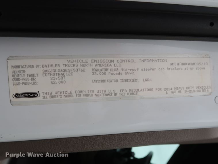 image for item DH0840 2014 Freightliner Cascadia 125 semi truck