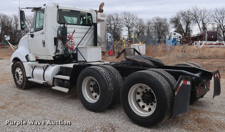 image for item DH0842 2009 International ProStar Premium semi truck