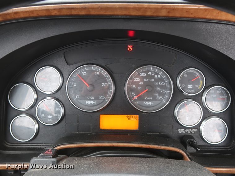 image for item DH0842 2009 International ProStar Premium semi truck