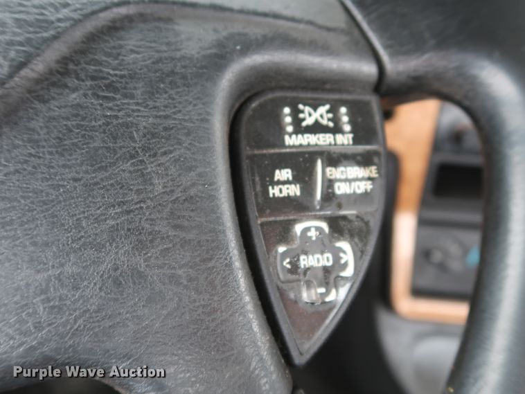 image for item DH0842 2009 International ProStar Premium semi truck