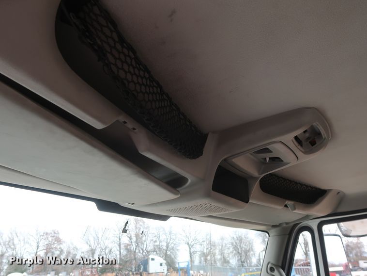 image for item DH0842 2009 International ProStar Premium semi truck