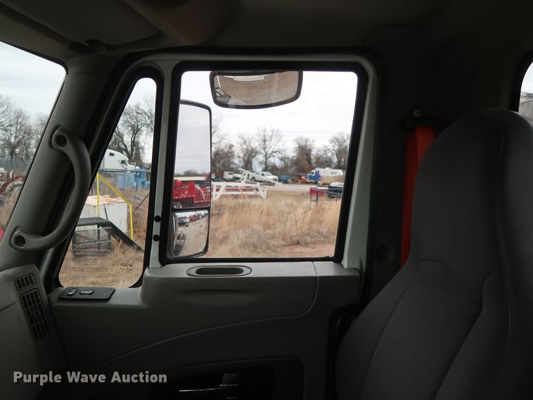 image for item DH0842 2009 International ProStar Premium semi truck