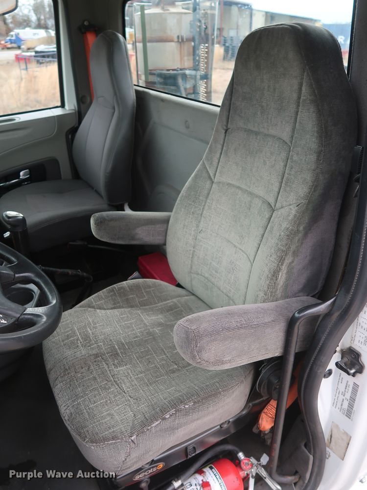 image for item DH0842 2009 International ProStar Premium semi truck