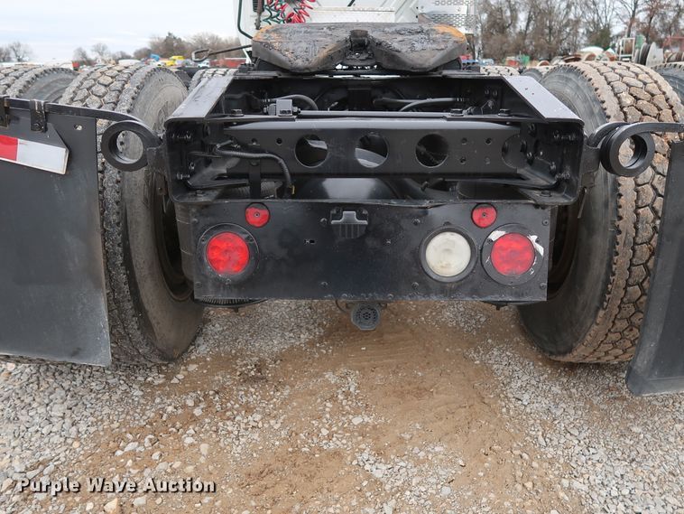 image for item DH0842 2009 International ProStar Premium semi truck